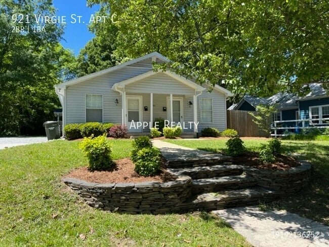 Building Photo - 921 Virgie St
