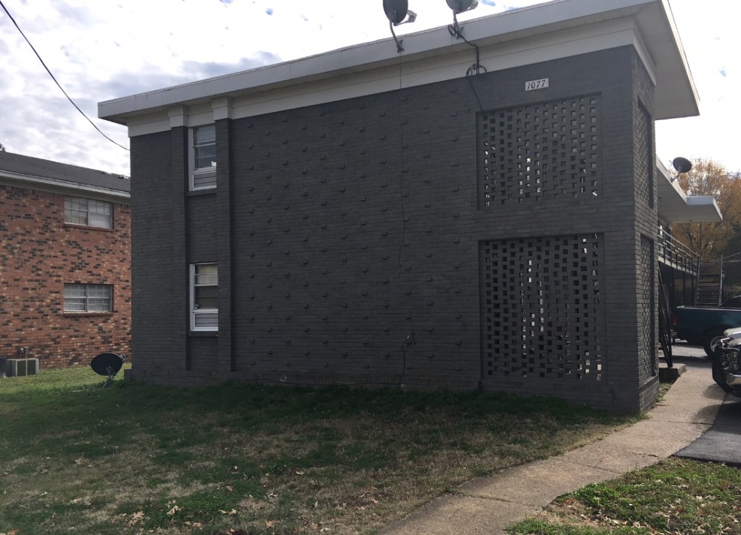 Primary Photo - 1077 Merriwether Ave