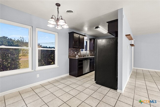 Building Photo - 1513 Westover Dr