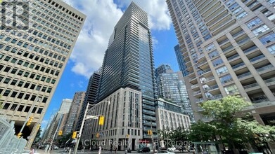 Building Photo - 955 Bay St.