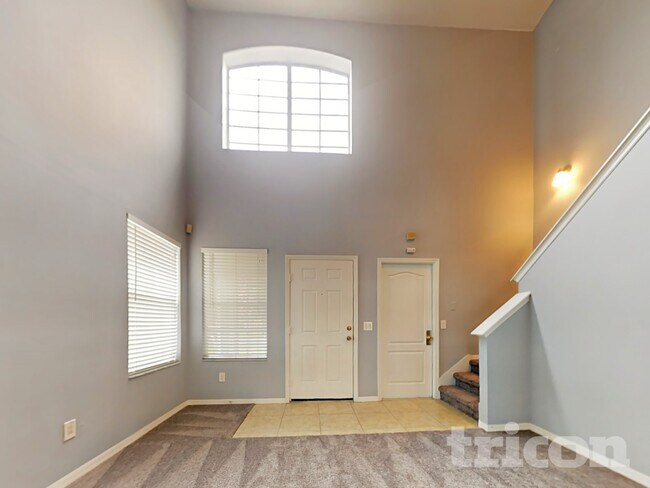 Building Photo - 8405 Quarter Horse Dr