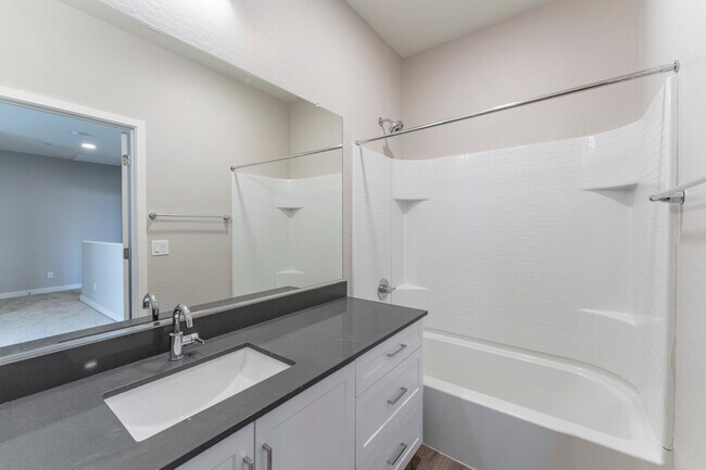 Foto del edificio - 432 S 32nd St