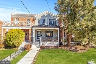 Building Photo - 4703 10th St NE