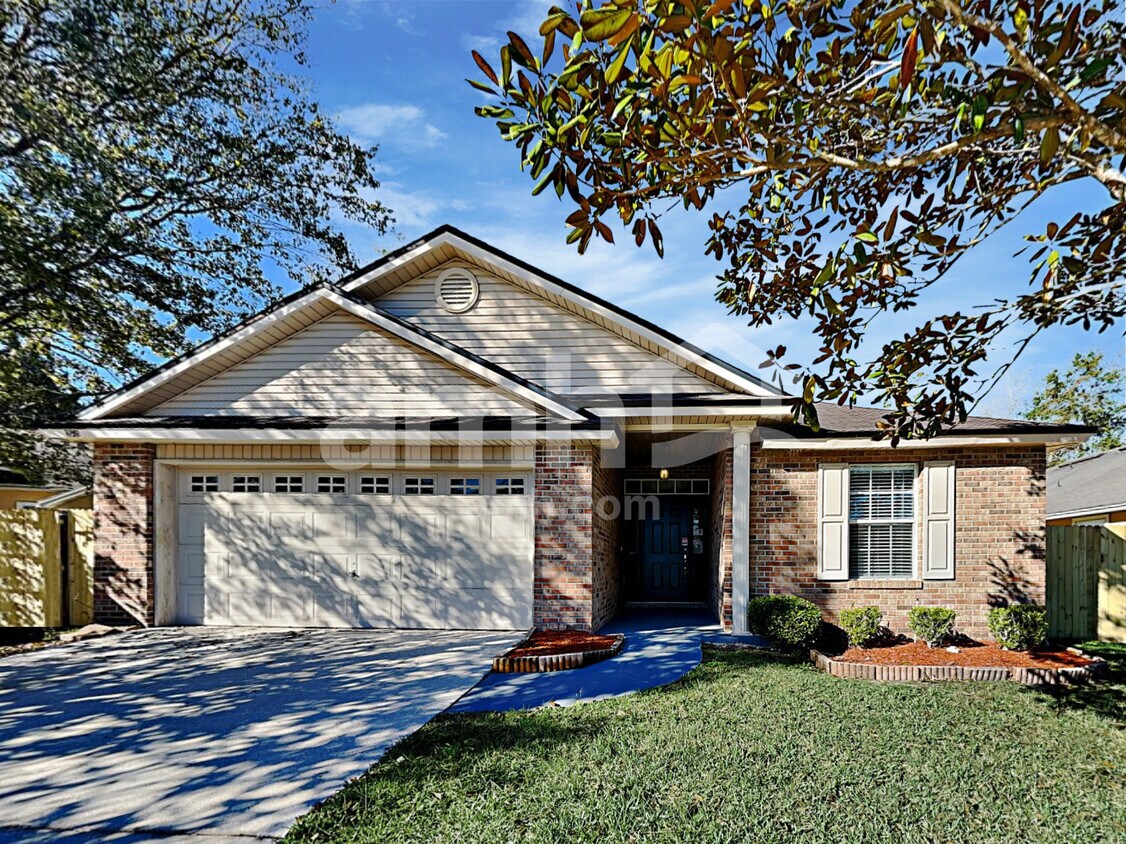 Foto principal - 2570 Blackstone Ct