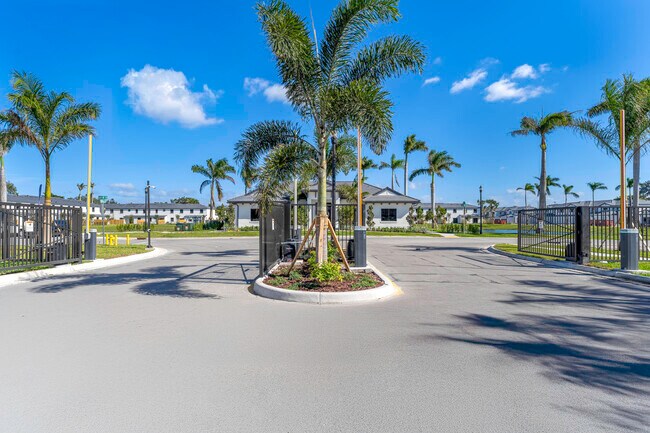 Foto del edificio - 3024 Green Palm Ct