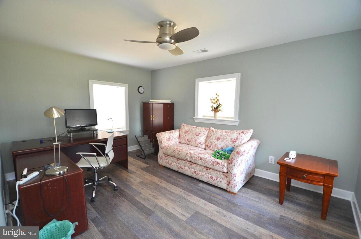 Primary Photo - 1600 Depriest Dr