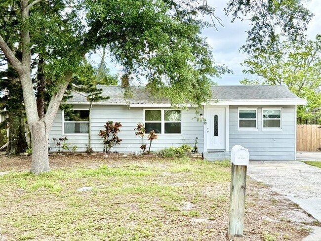 Foto del edificio - 7150 79th St N