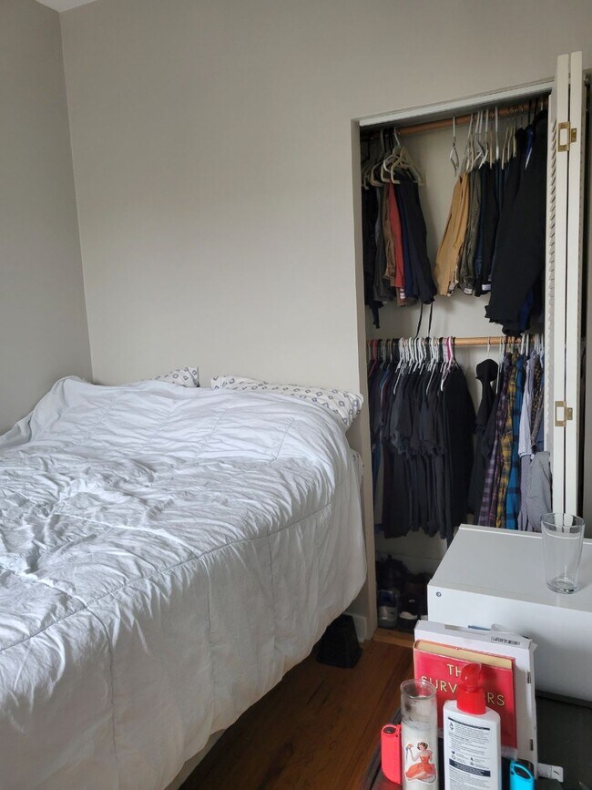 Foto del edificio - 2211 N Campbell Ave