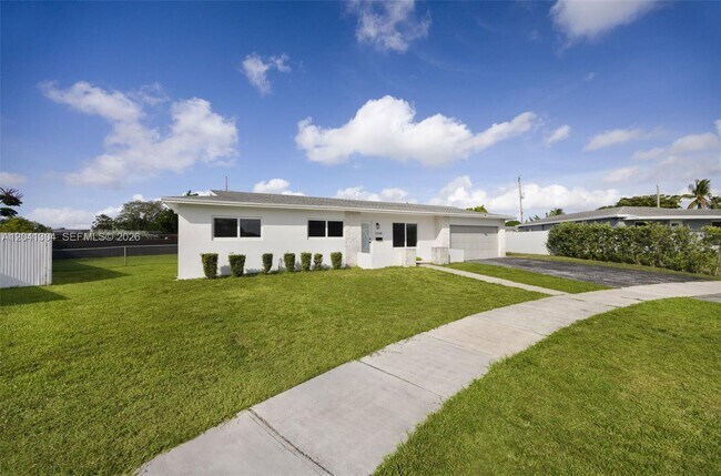 Foto del edificio - 10340 SW 157th St