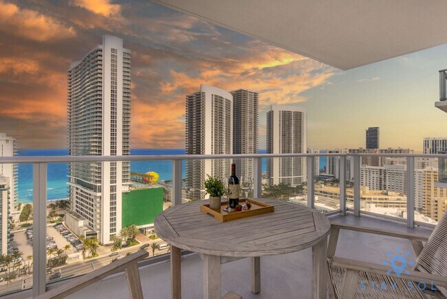 Building Photo - 4010 S Ocean Dr