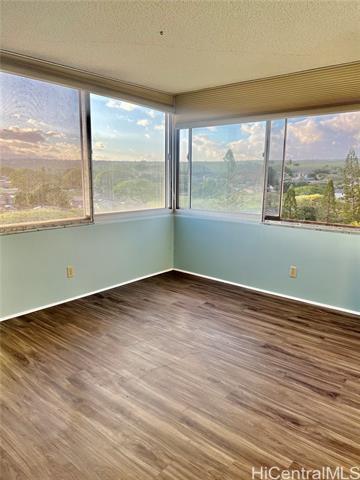 Building Photo - 1060 Kamehameha Hwy
