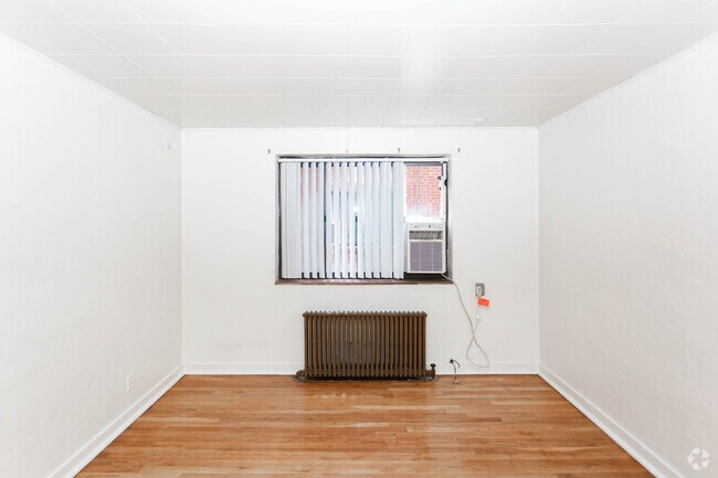 1HAB, 1BA - 750 ft² - Morewood Court