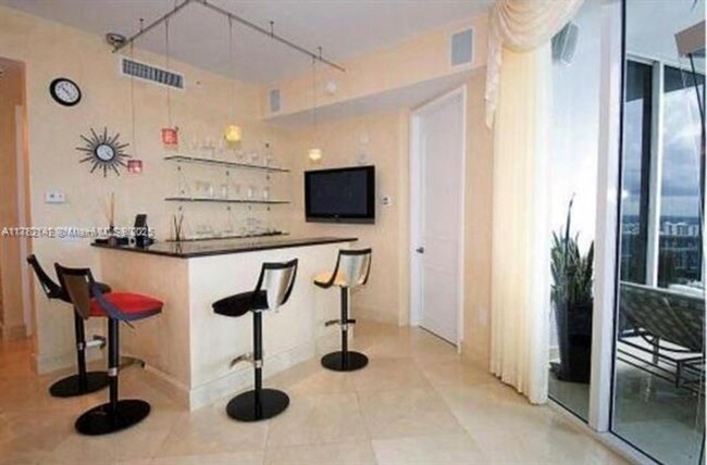 Building Photo - 18101 Collins Ave