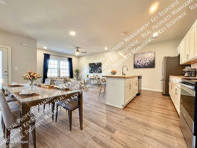 Photo - 3619 Hydes Ferry Rd Townhome