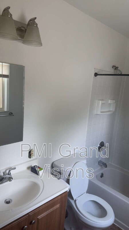 Foto del edificio - 2151 11th St