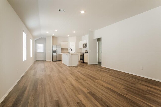 Building Photo - 1212 Guthrie Farms Blvd