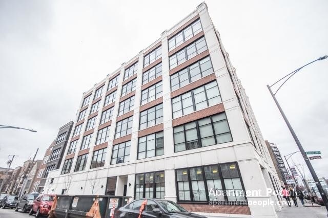 Primary Photo - 227 W North Ave