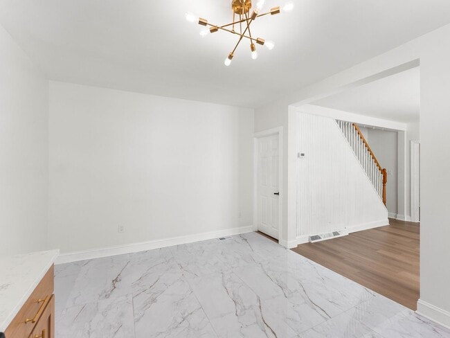 Building Photo - Beautifully Renovated 4-Bedroom Home with Designer Kitchen, Updated Bath & Central Air – Availabl...