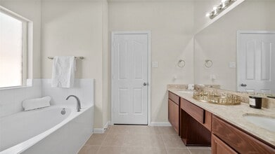 Building Photo - 6439 Brimridge Ln