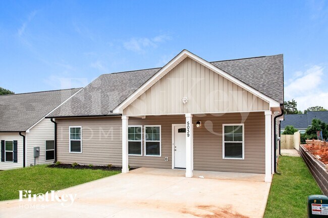 Building Photo - 5039 Tuckaseegee Rd