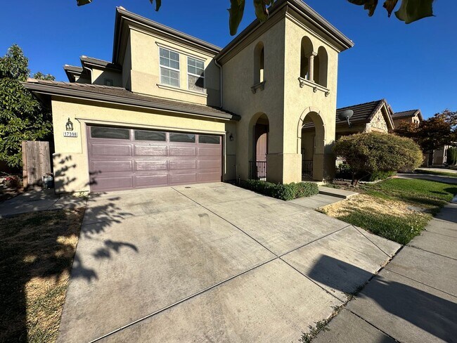 Building Photo - 5 Bedroom, 3 Bath Lathrop Home / Best Property Management