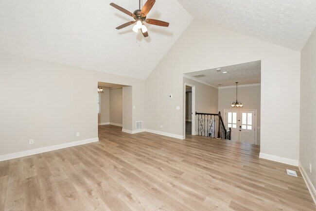 Foto del edificio - 1218 Raleigh Way NW