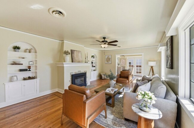 Sala de estar - 181 College Way