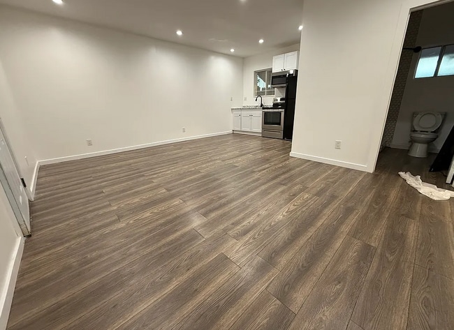 Foto del edificio - 14142 Oval Dr