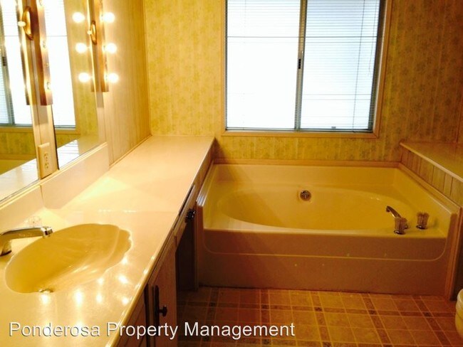 Foto del edificio - 556 Lodgeview Dr