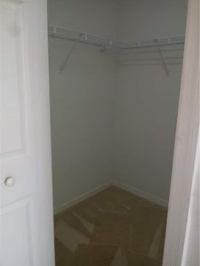 Foto del edificio - 148 Columbia Dr