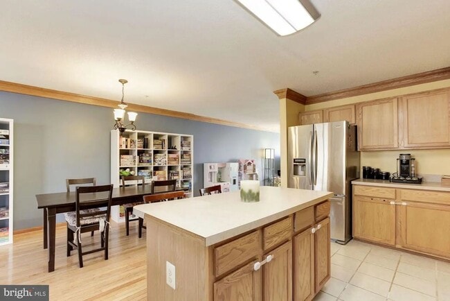 Building Photo - 208 Goldsborough Dr