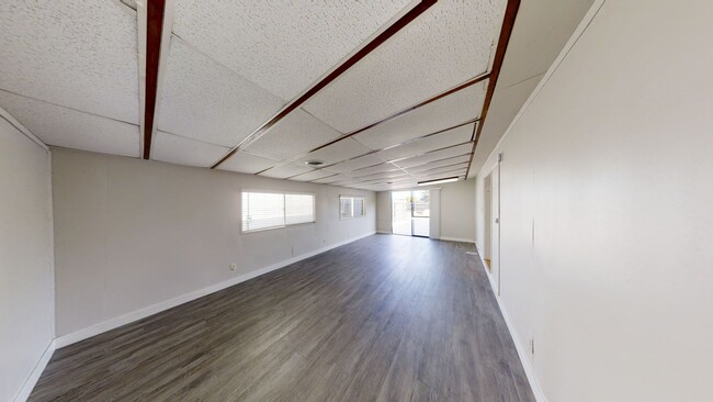 Building Photo - 5126 Tipton St