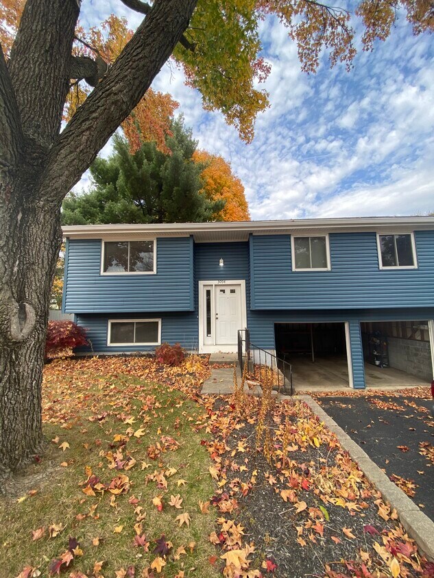 Primary Photo - 3094 Essington Dr