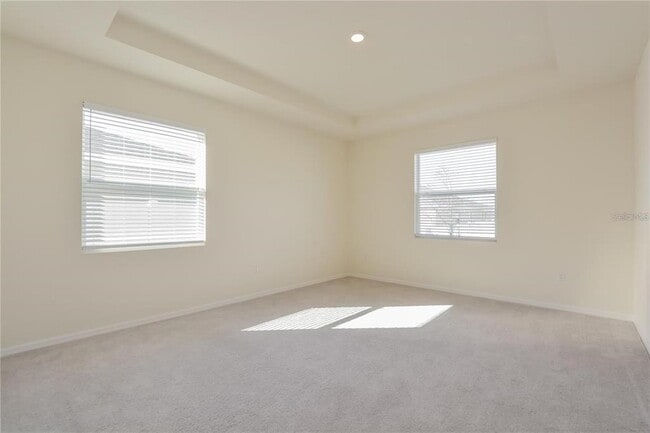 Building Photo - 5815 SW 82nd Ln