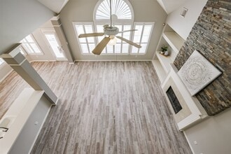 Building Photo - 3223 Pleasant Cove Ct