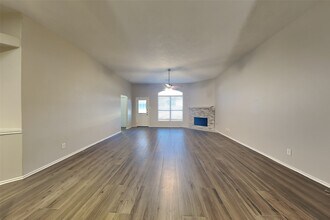 Building Photo - 5409 Balmorhea Dr