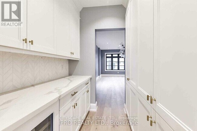 Building Photo - 9 Donnybrook Ln