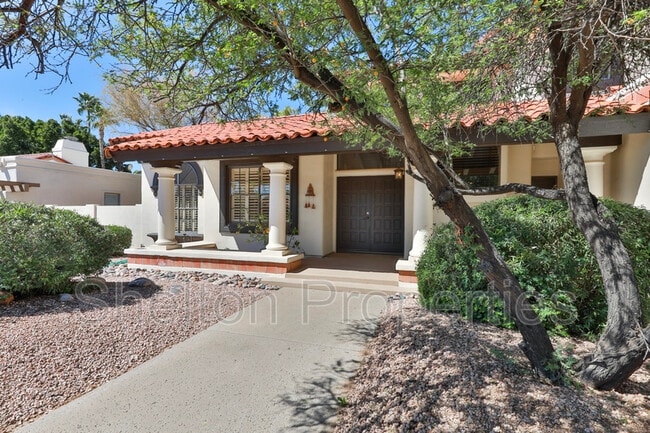 Foto del edificio - 2708 E Leonora St