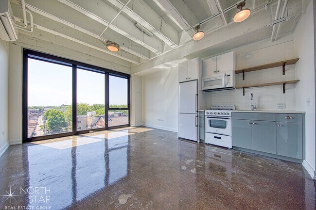 Foto del edificio - 5060 N Broadway St