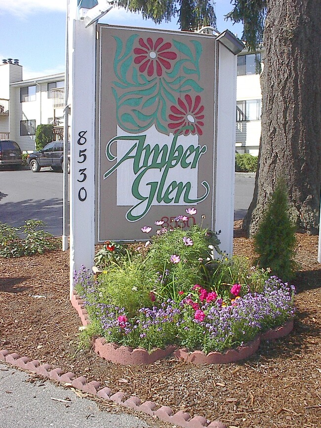 Foto del edificio - AMBER GLEN APARTMENTS