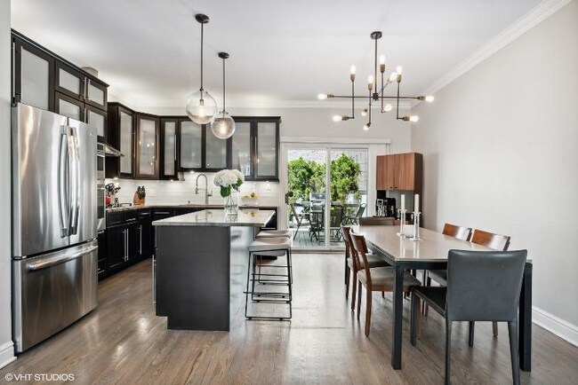 Foto del edificio - 448 N Carpenter St