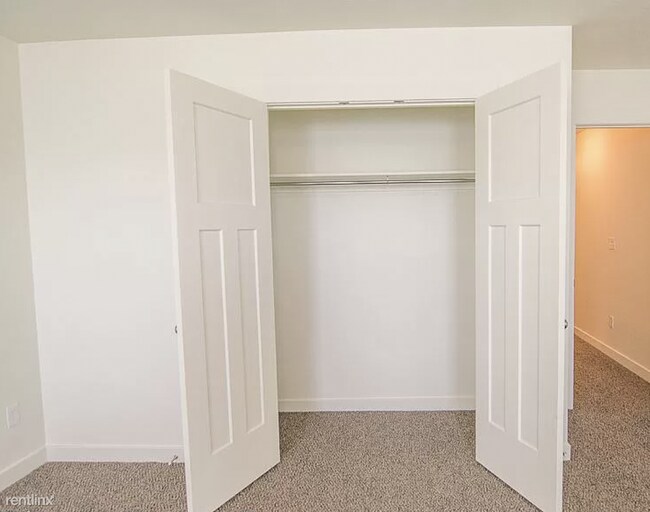 Foto del edificio - 3 br, 2.5 bath Townhome - 67 East 700 Nort...