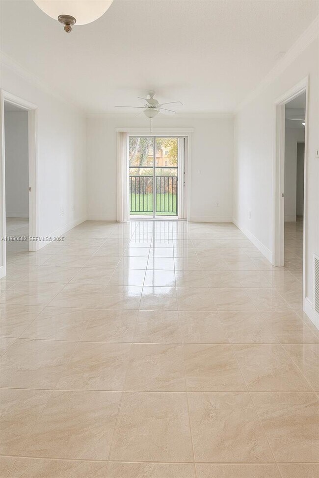 Foto del edificio - 4705 NW 7th St