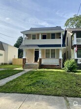 Building Photo - 115 E 39th St