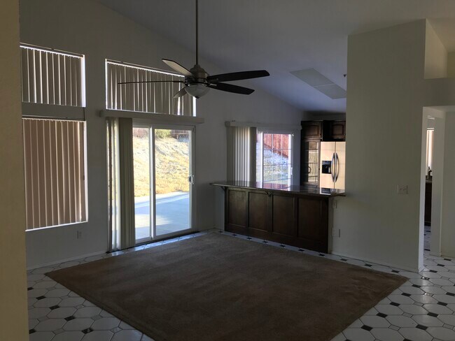 Building Photo - 65952 Ave Ladera