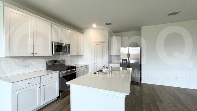 Building Photo - 3012 Chinkapin Lane
