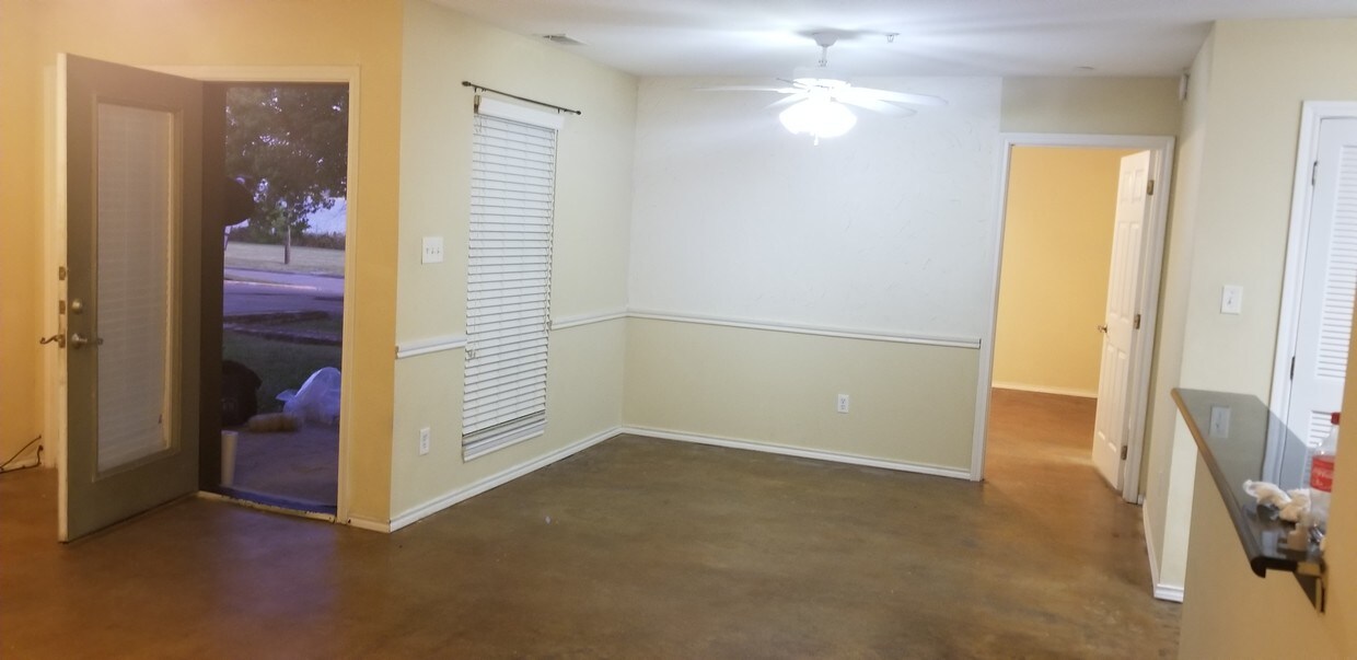5905 Lake Hubbard Pky, Garland, TX 75043 Condo for Rent in Garland