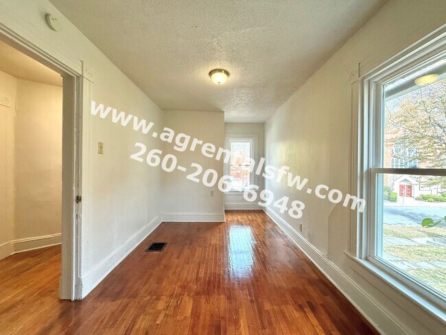 Foto del edificio - 231 W Dewald St