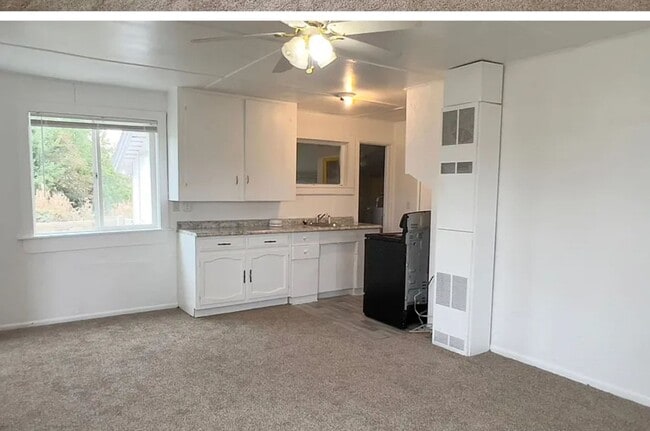 Foto del edificio - 92306 Clover Rd