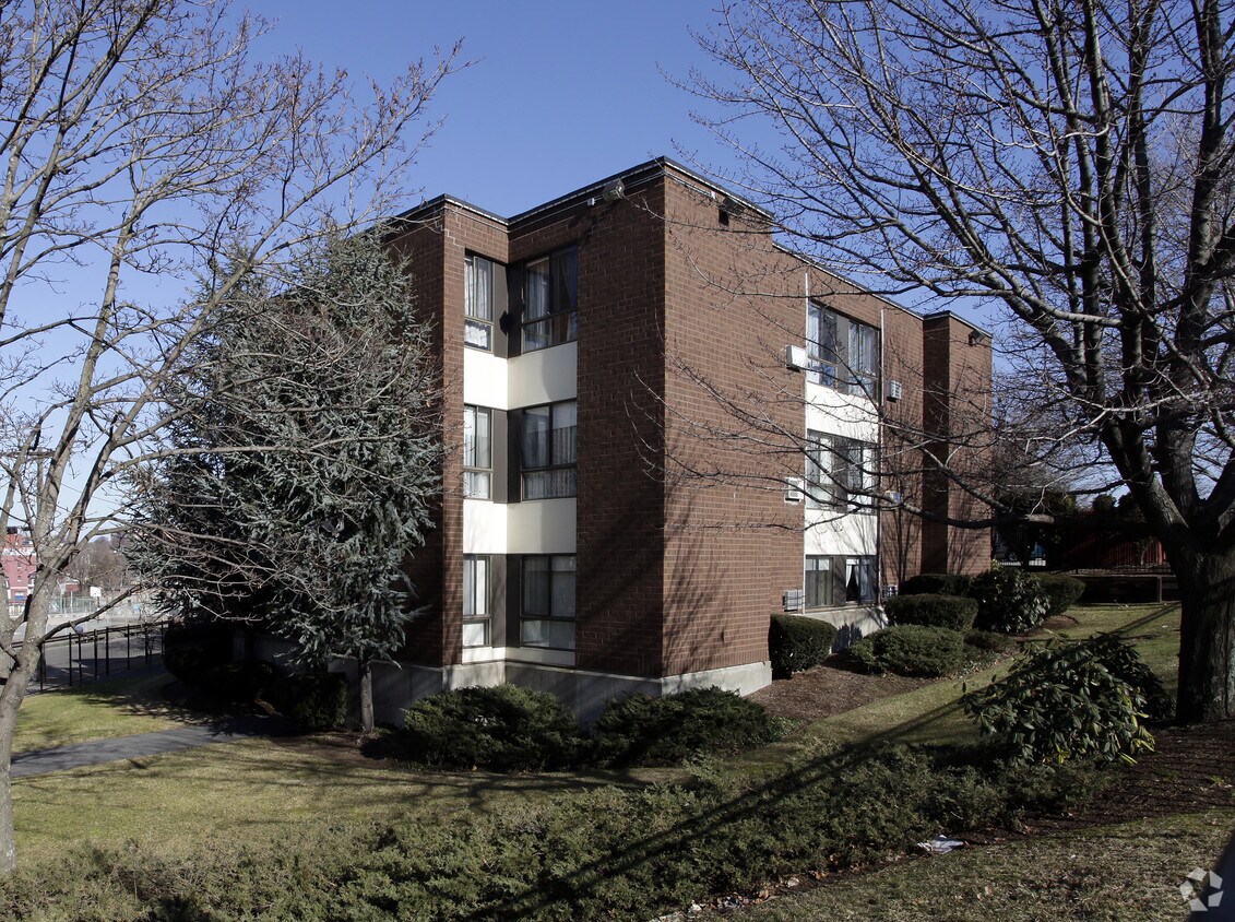Foto del edificio - Broadway Plaza Apartments
